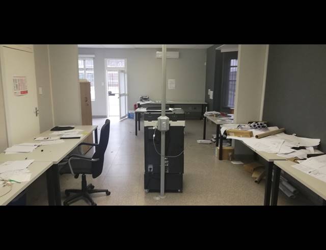 200M² OFFICE FOR SALE IN GLENWOOD
